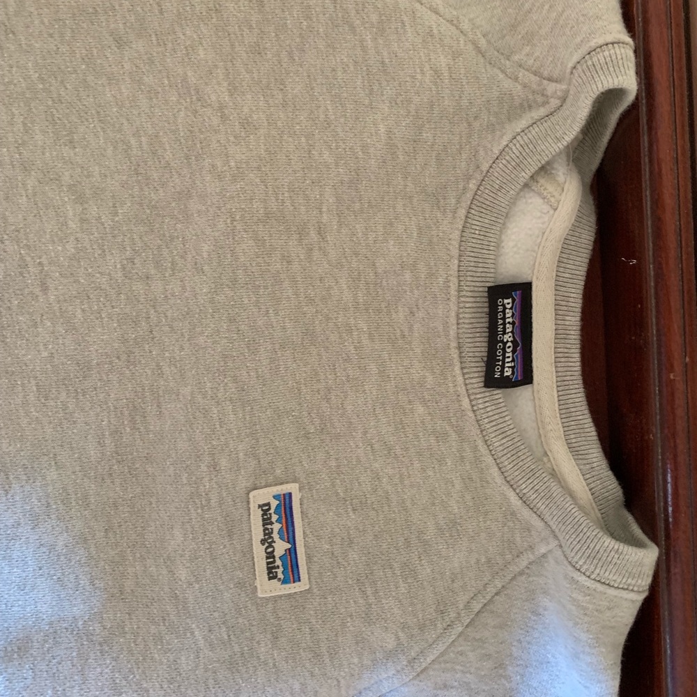 Patagonia crop 3/4ths sleeve